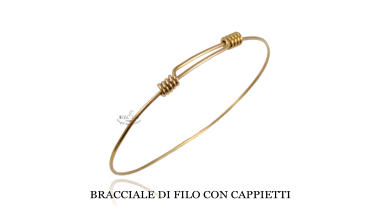 BRACCIALE DI FILO CON CAPPIETTI